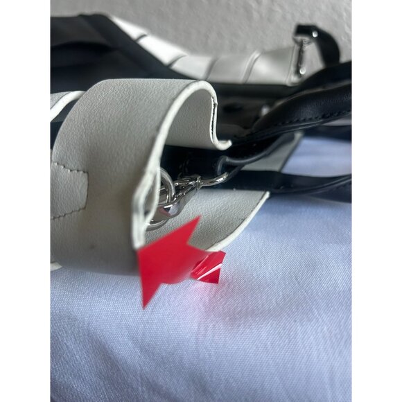 Urban Expressions Shiloh Tote Vegan Leather White and Black Women - Picture 7 of 12